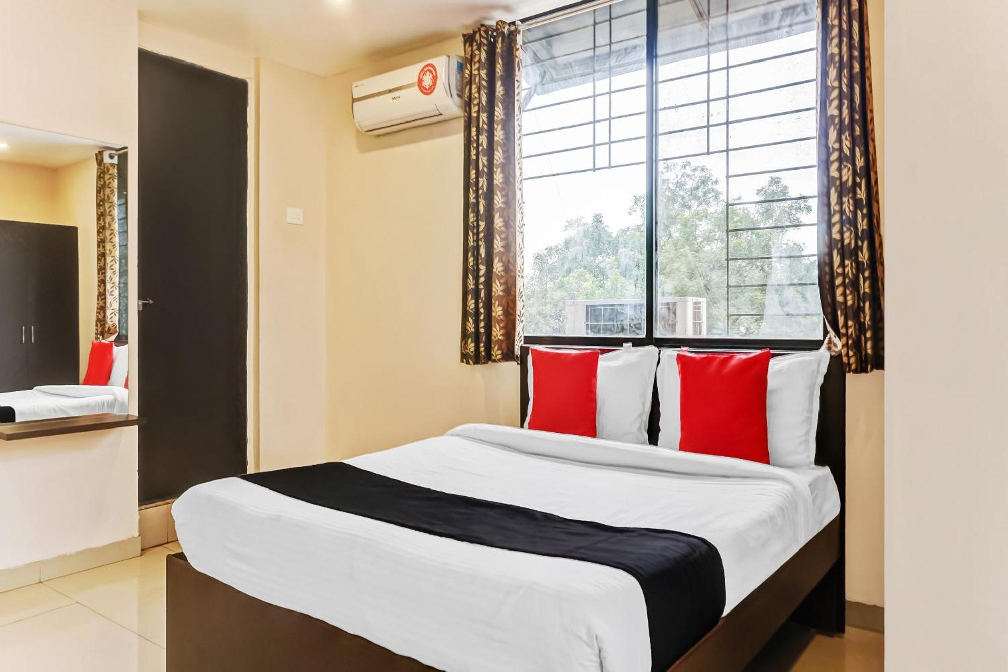 Hotel O Log Inn Plaza Near Eon It Park Pune Eksteriør bilde